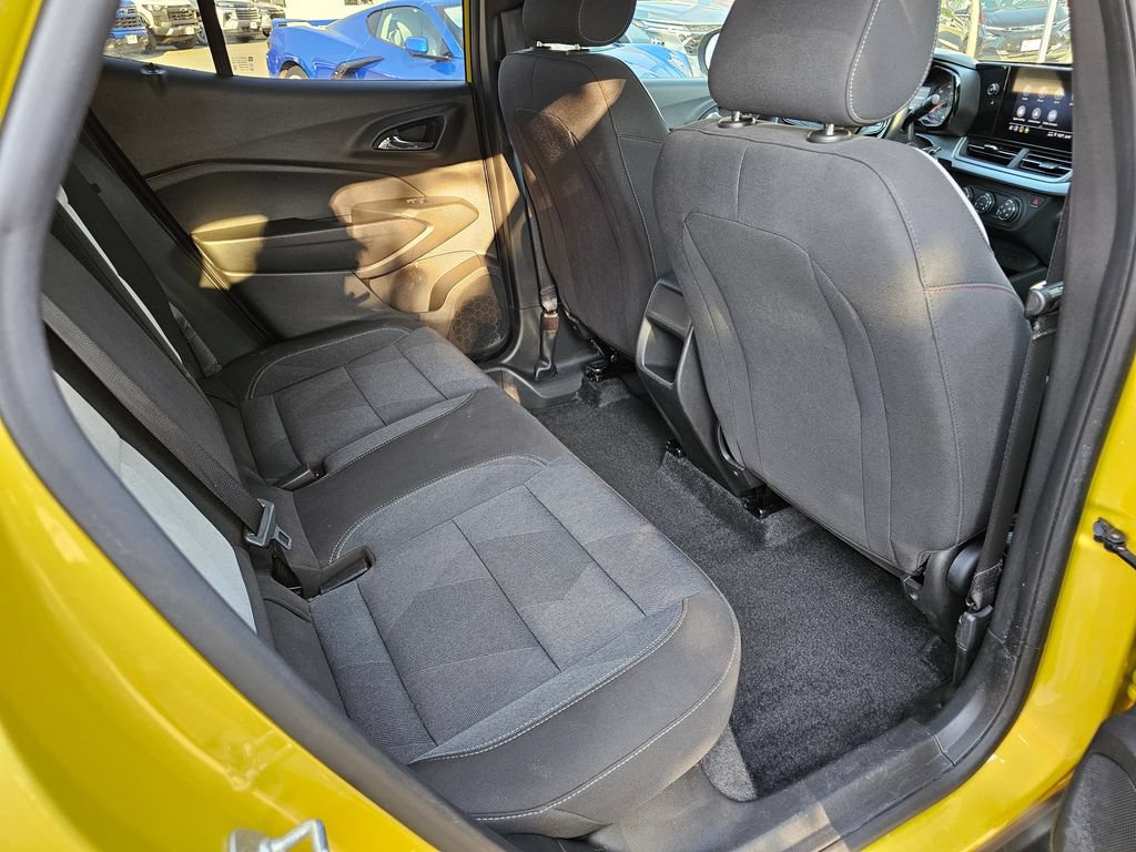 Used 2024 Chevrolet Trax RS w/ Driver Confidence Package FWD image 16