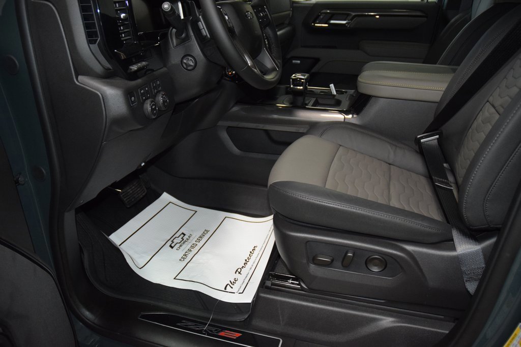 New 2026 Chevrolet Silverado 1500 ZR2 image 44