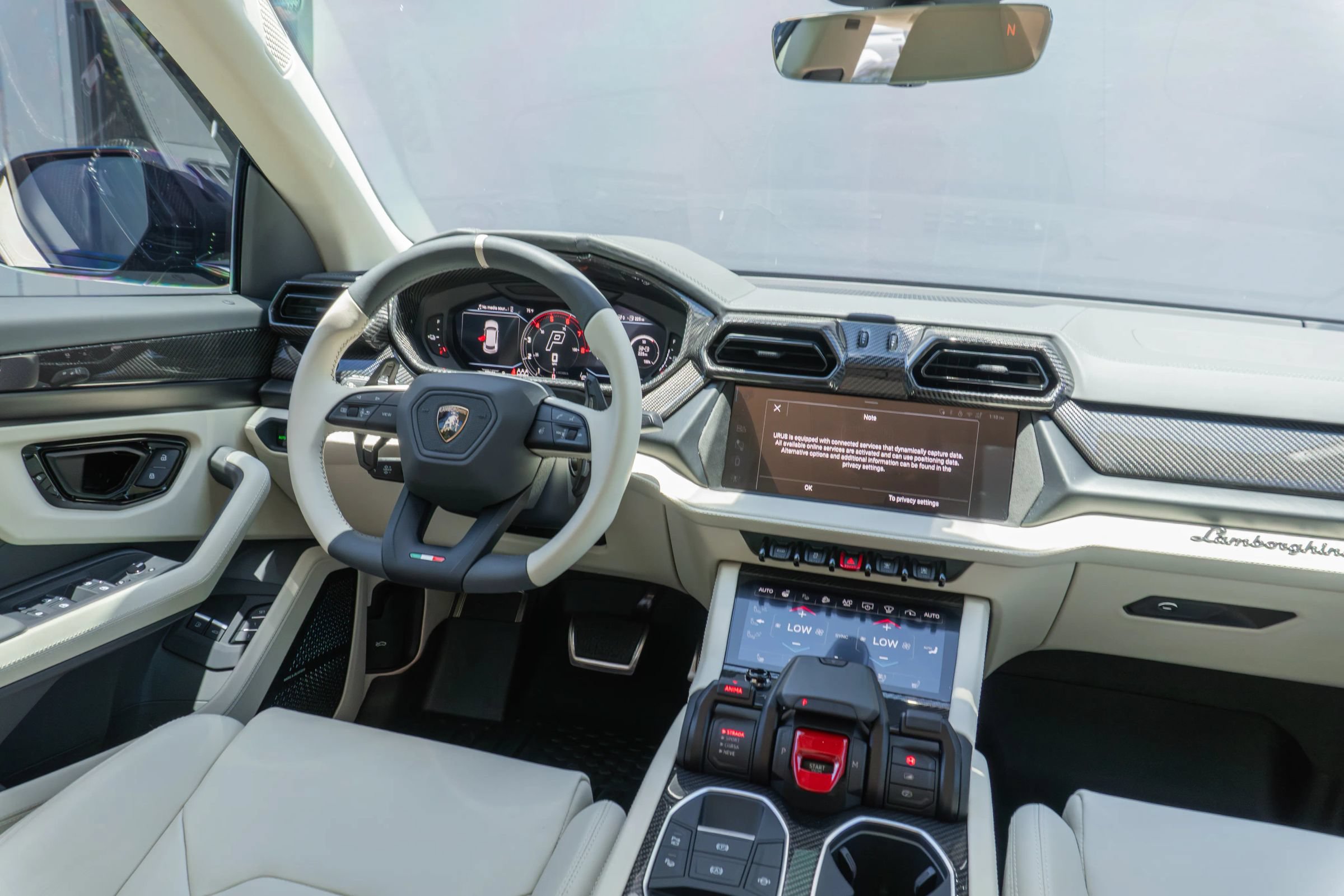 Used 2026 Lamborghini Urus SE AWD/4WD image 63