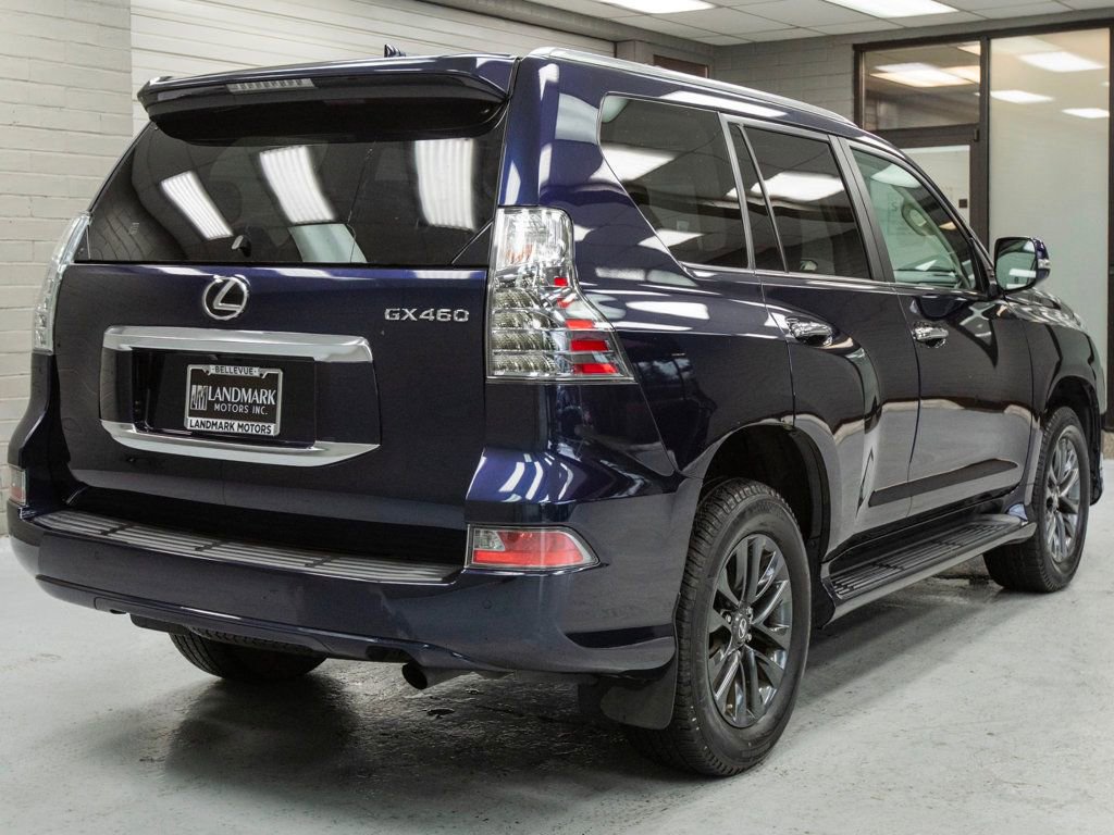 Used 2021 Lexus GX 460 Premium w/ Premium Package image 32