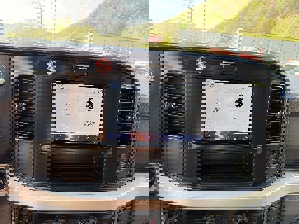 Used 2025 Ford F250 XLT image 21