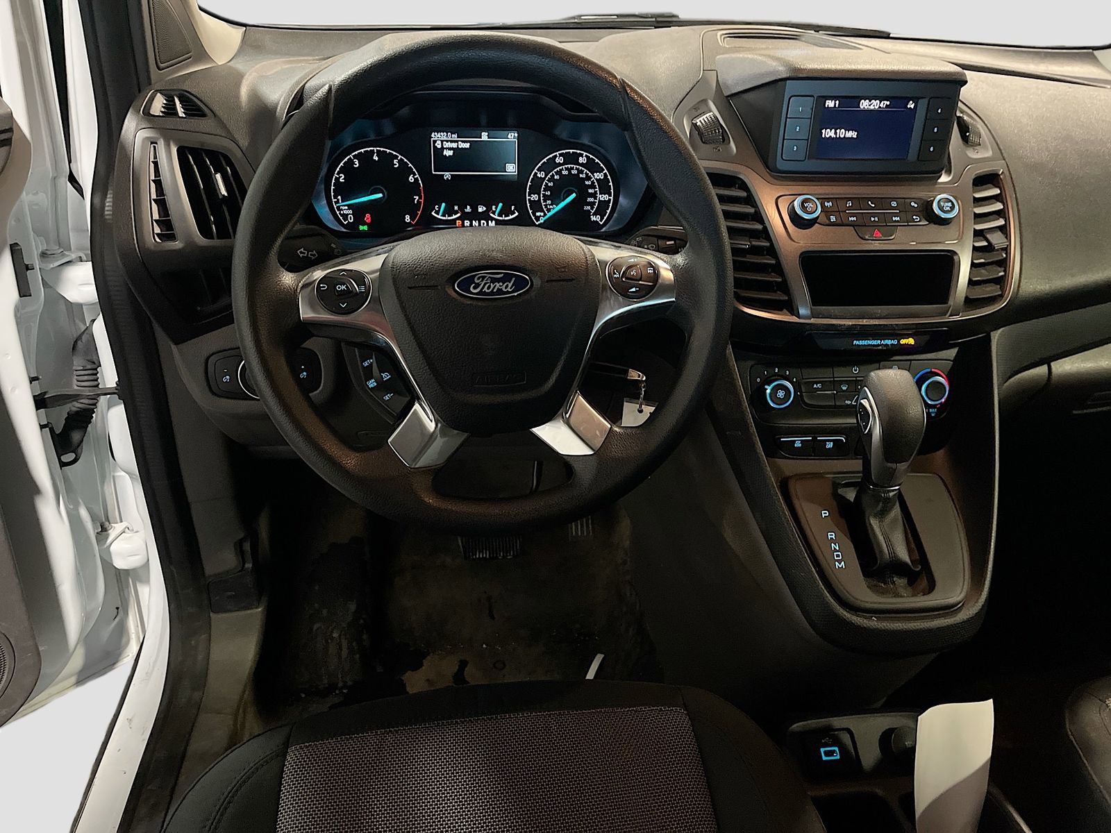 Used 2023 Ford Transit Connect XL image 21