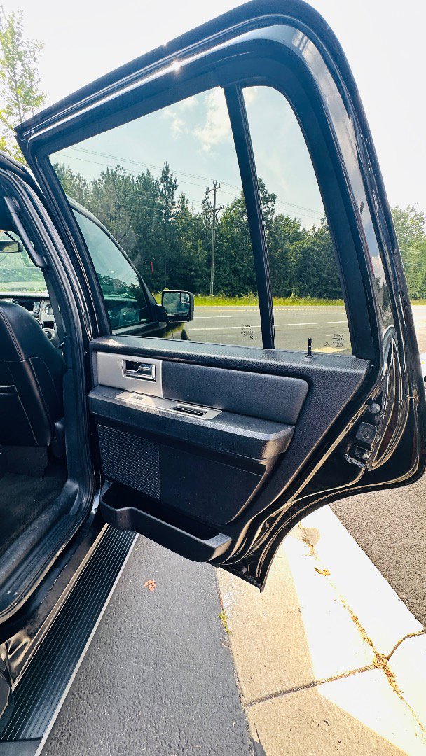 Used 2016 Ford Expedition XLT w/ Equipment Group 201A image 22