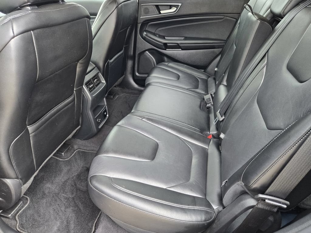 Used 2022 Ford Edge Titanium AWD/4WD image 23