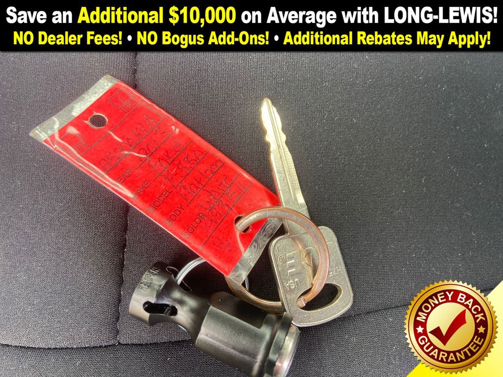 Used 2013 Ford F550 4x4 Regular Cab Super Duty w/ Payload Upgrade Pkg image 30