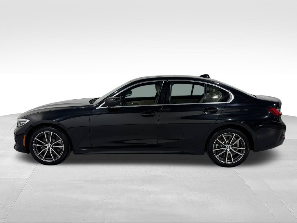 Used 2022 BMW 330i xDrive Sedan AWD/4WD image 14