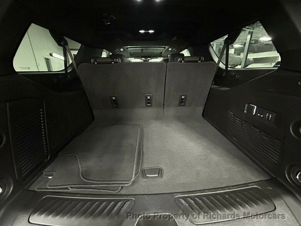 Used 2025 GMC Yukon XL Elevation AWD/4WD image 24