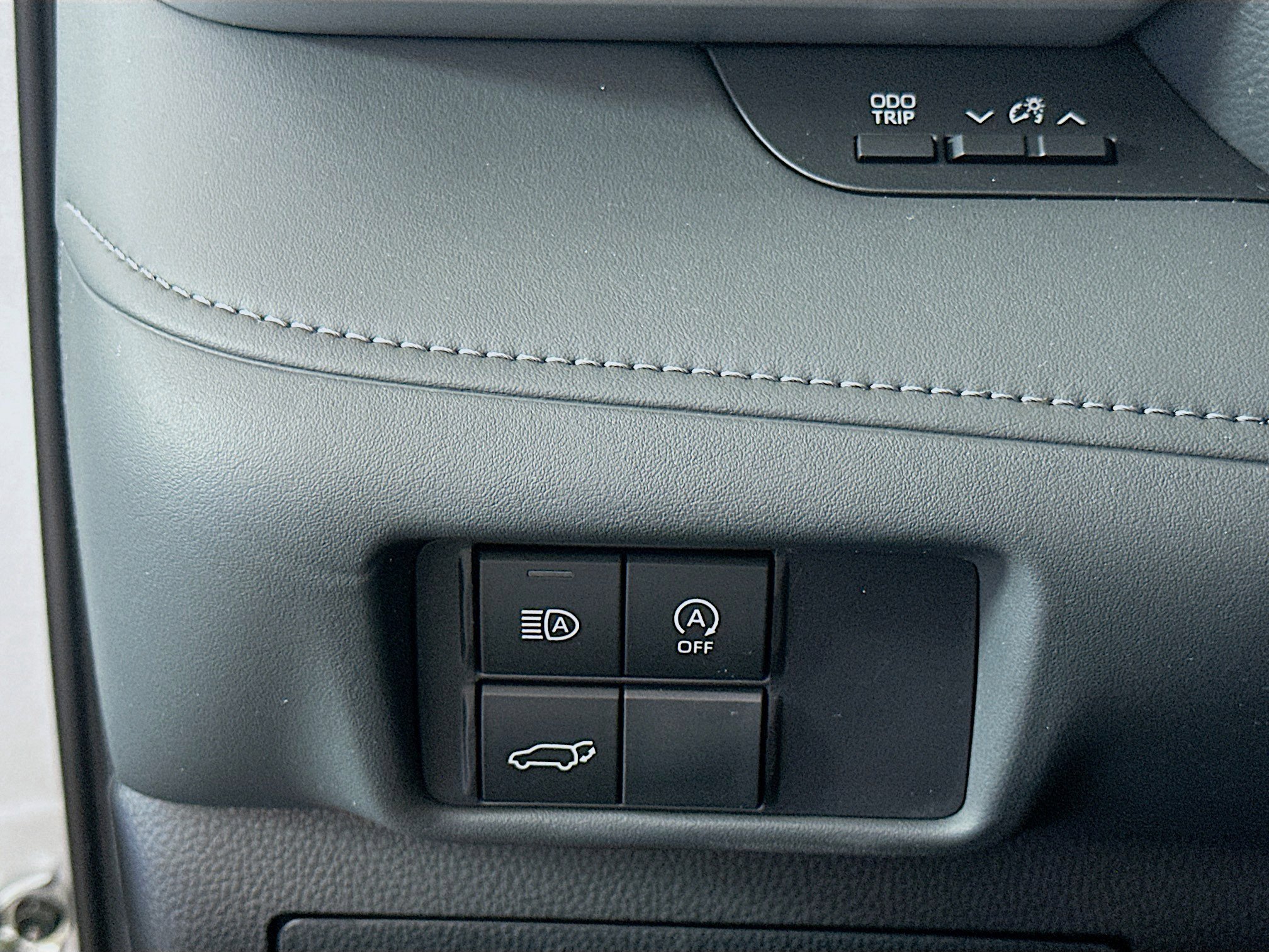 Used 2024 Toyota Highlander LE image 17
