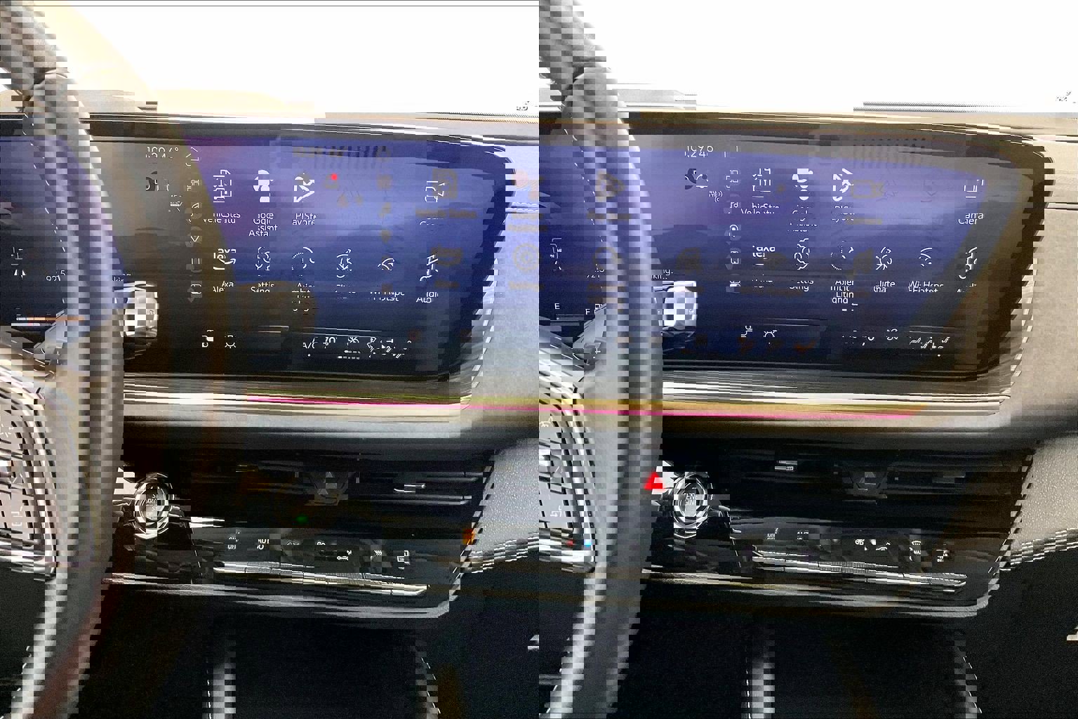 Used 2025 Buick Envision Sport Touring image 5