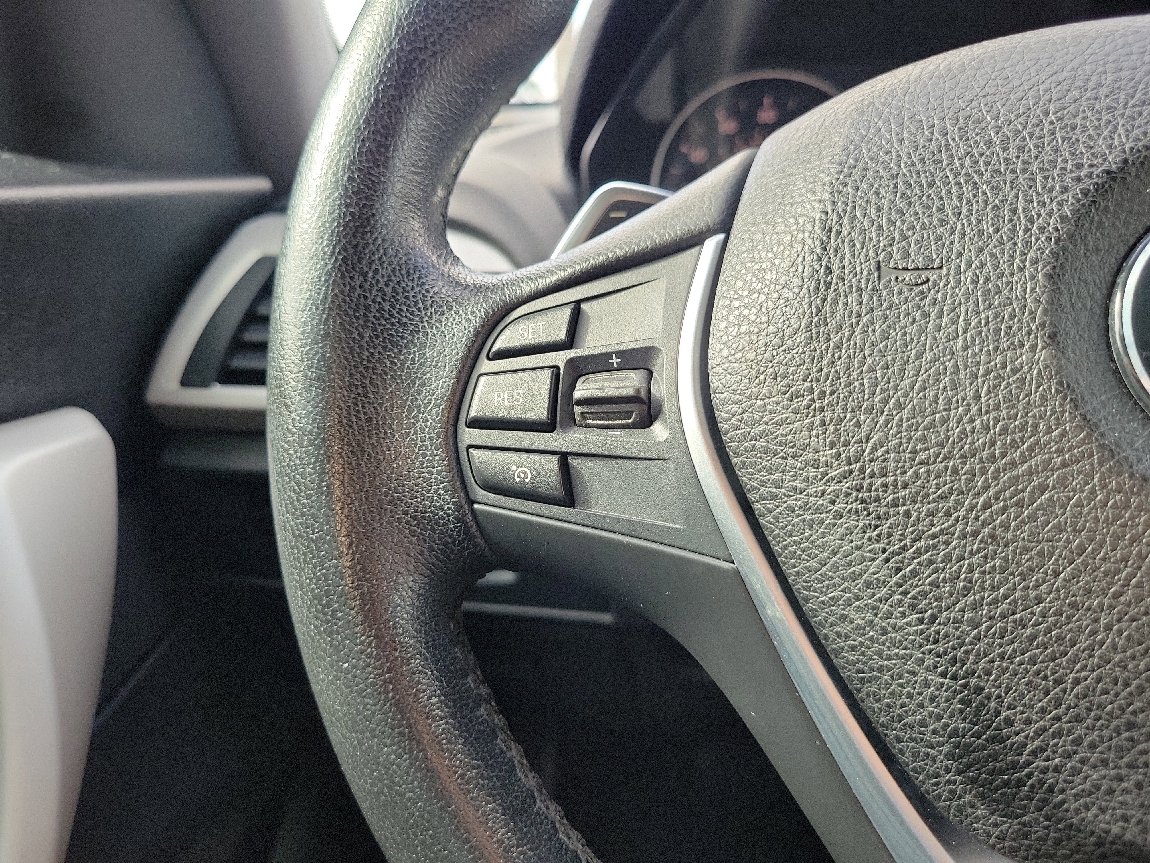 Used 2015 BMW 228i Coupe RWD image 16