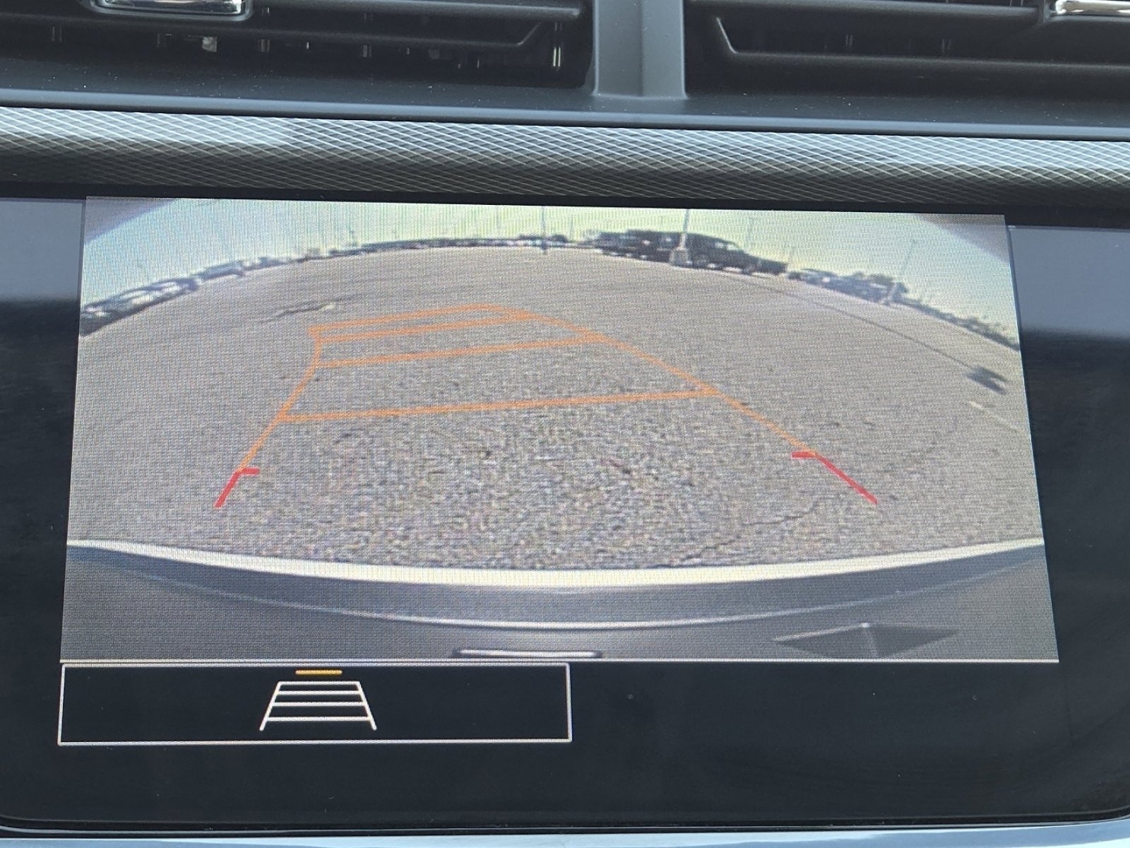 Used 2023 Buick Encore GX Preferred w/ Cold Weather Comfort Package image 5