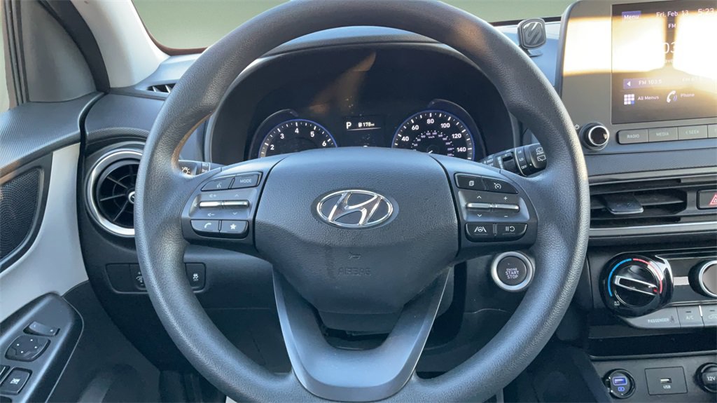 Used 2022 Hyundai Kona SEL image 14