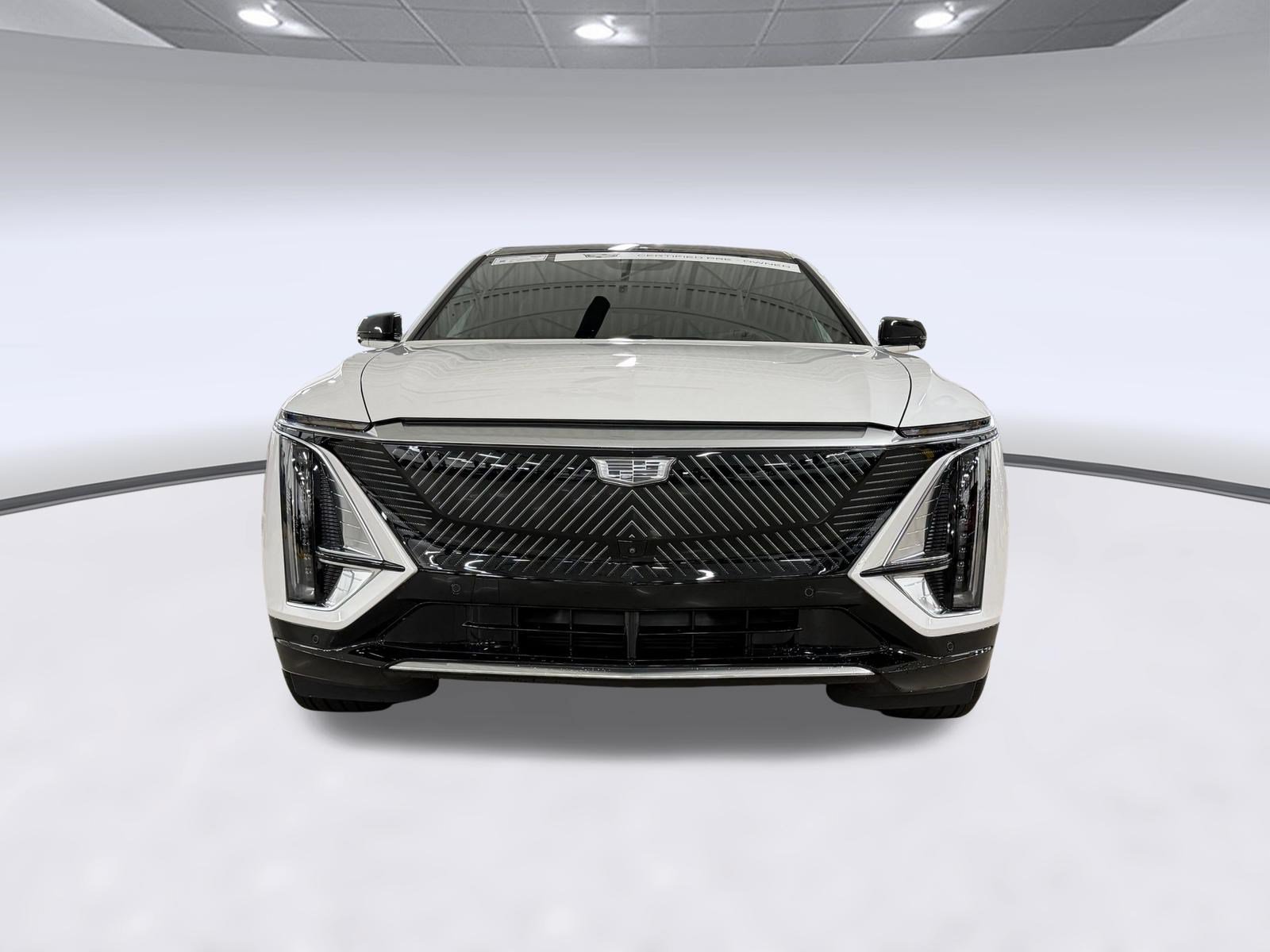 Certified 2024 Cadillac Lyriq Luxury RWD image 6