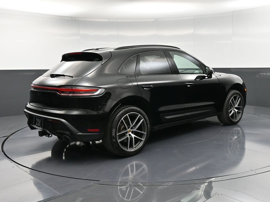 Certified 2023 Porsche Macan Turbo image 11