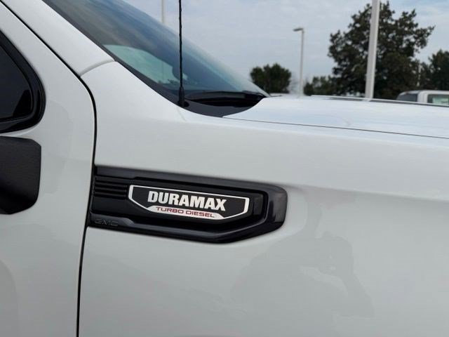 Used 2024 GMC Sierra 1500 AT4 w/ Technology Package AWD/4WD image 14