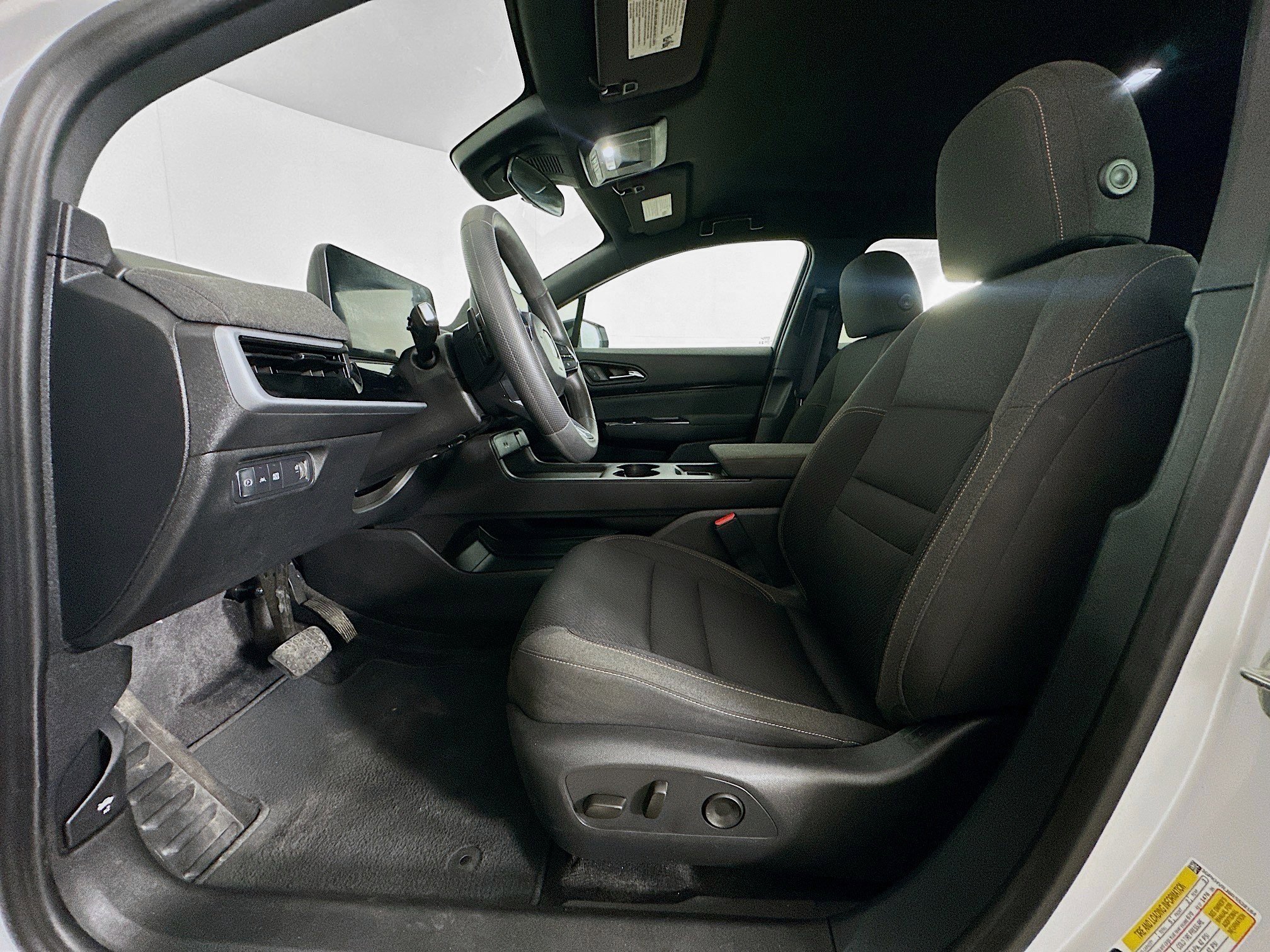 Used 2024 Honda Prologue EX image 13