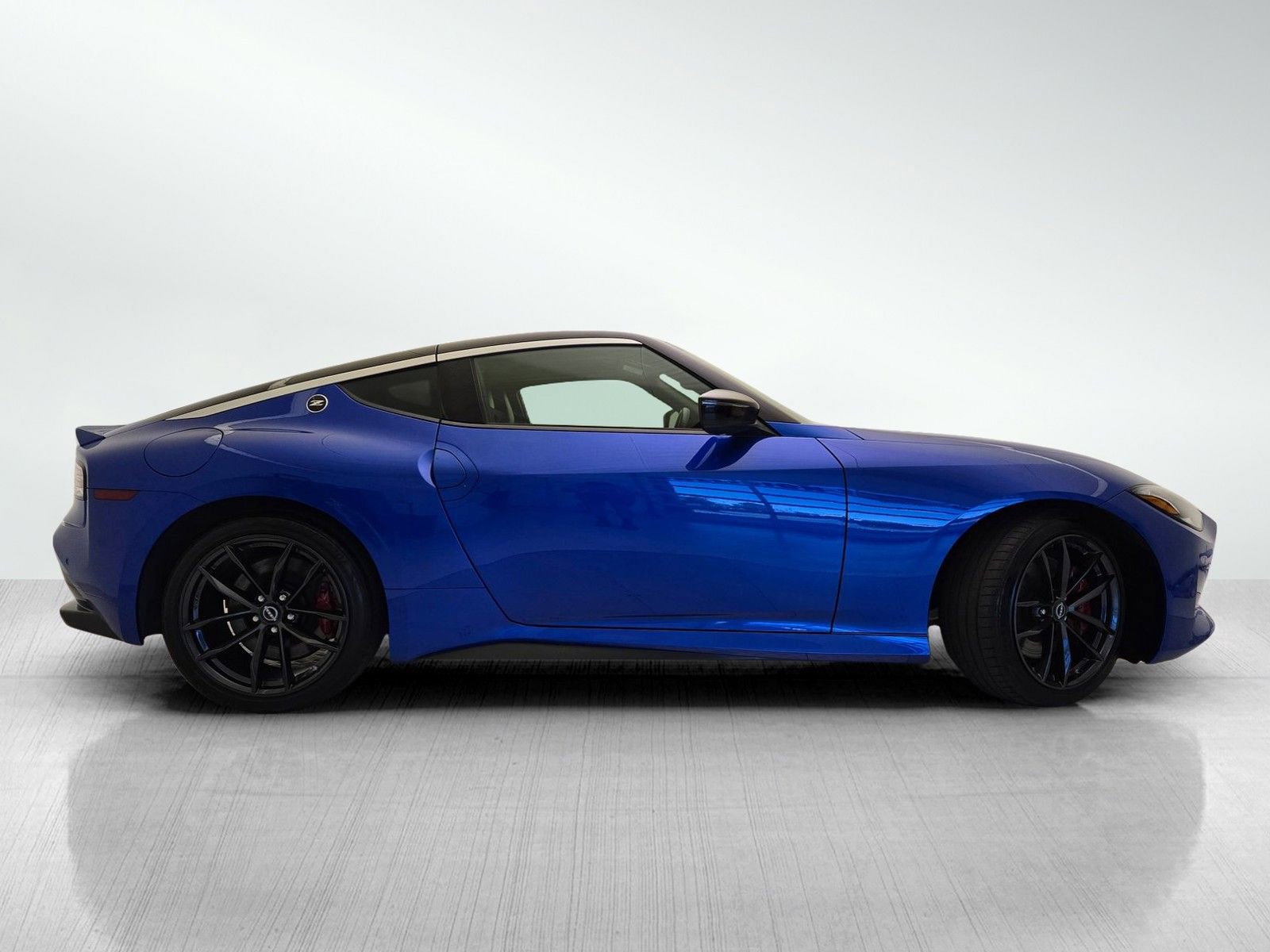Used 2024 Nissan Z Performance w/ Floor Mat Package RWD image 3