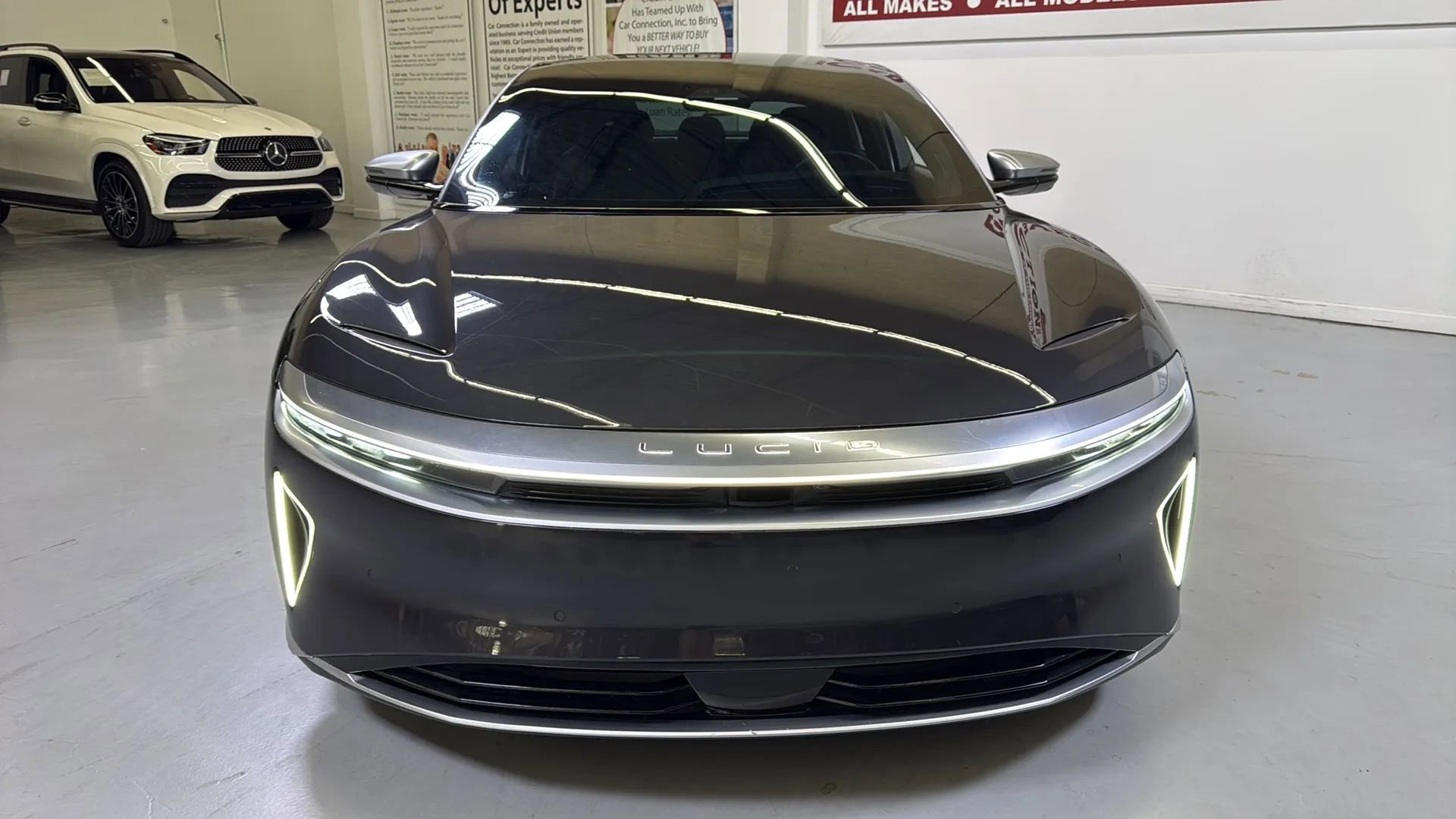 Used 2022 Lucid Air Grand Touring AWD/4WD image 9