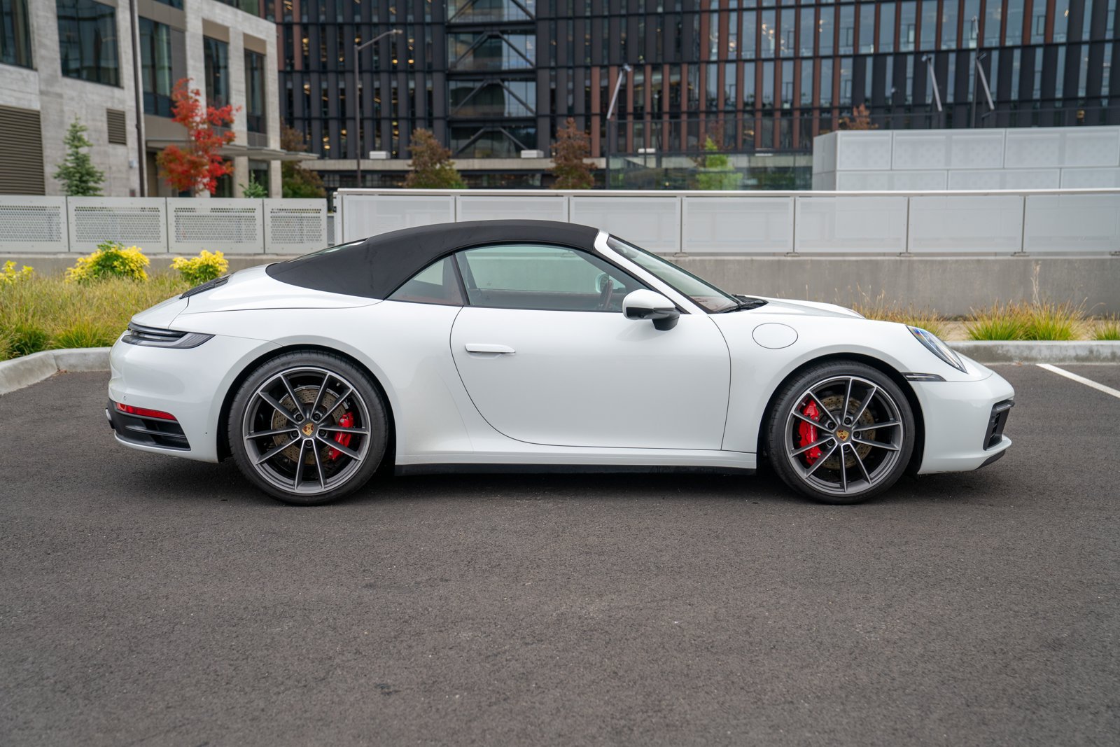 Certified 2022 Porsche 911 Carrera 4S AWD/4WD image 8