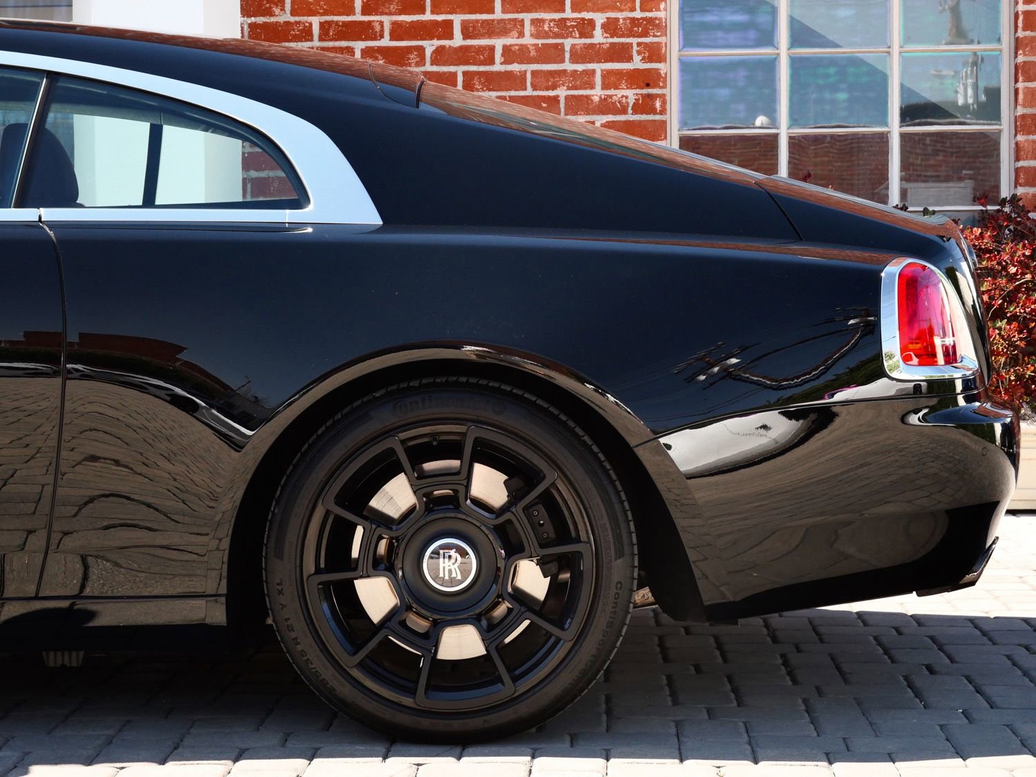 Certified 2018 Rolls-Royce Wraith image 21