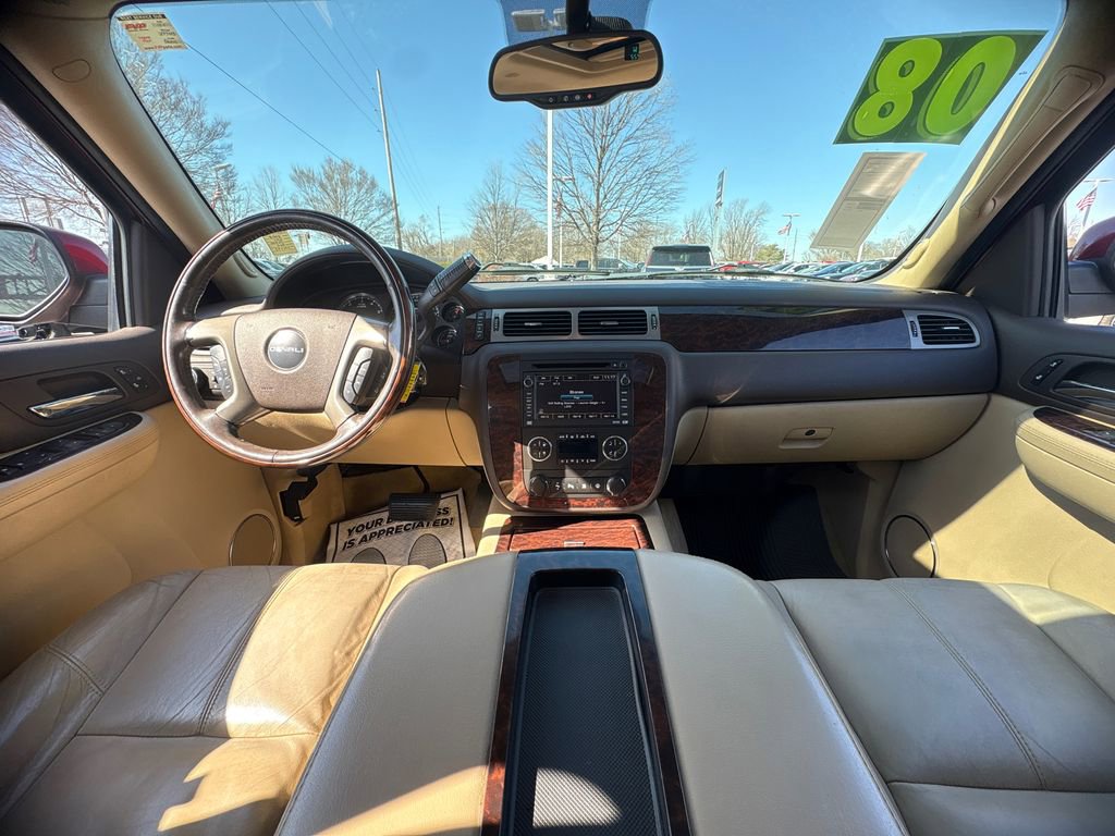Used 2008 GMC Yukon Denali image 17