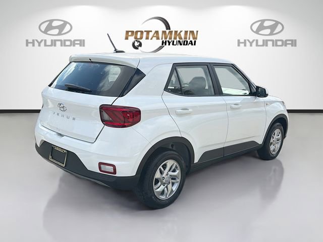 New 2026 Hyundai Venue SE FWD image 5