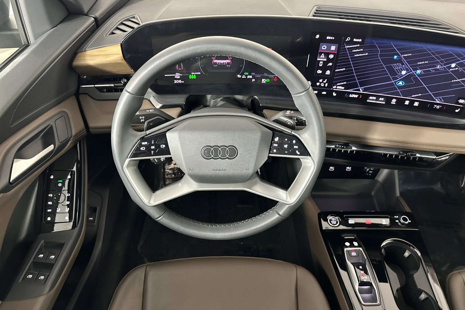 Used 2025 Audi Q6 e-tron Premium w/ Convenience Package image 13