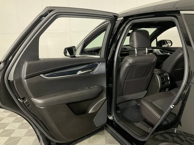 Certified 2025 Cadillac XT5 Premium Luxury w/ Technology Package AWD/4WD image 28
