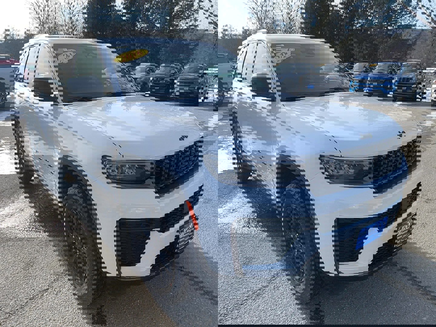 New 2026 Jeep Grand Cherokee Altitude image 3