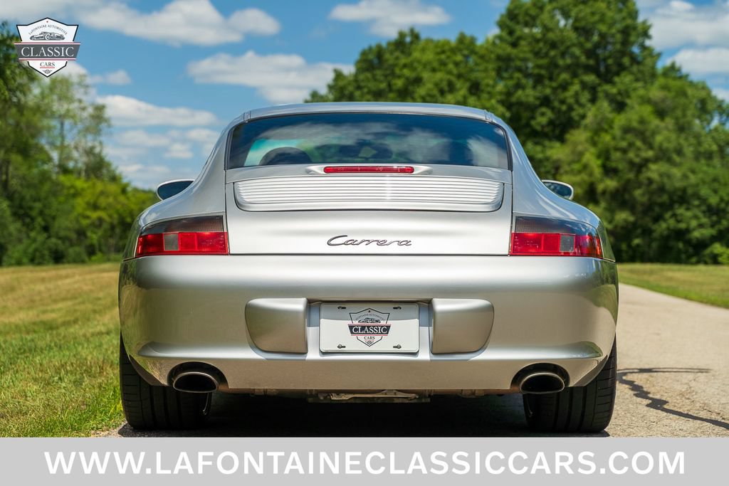 Used 2002 Porsche 911 Carrera RWD image 25