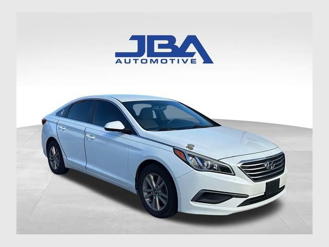 Used 2016 Hyundai Sonata SE image 1