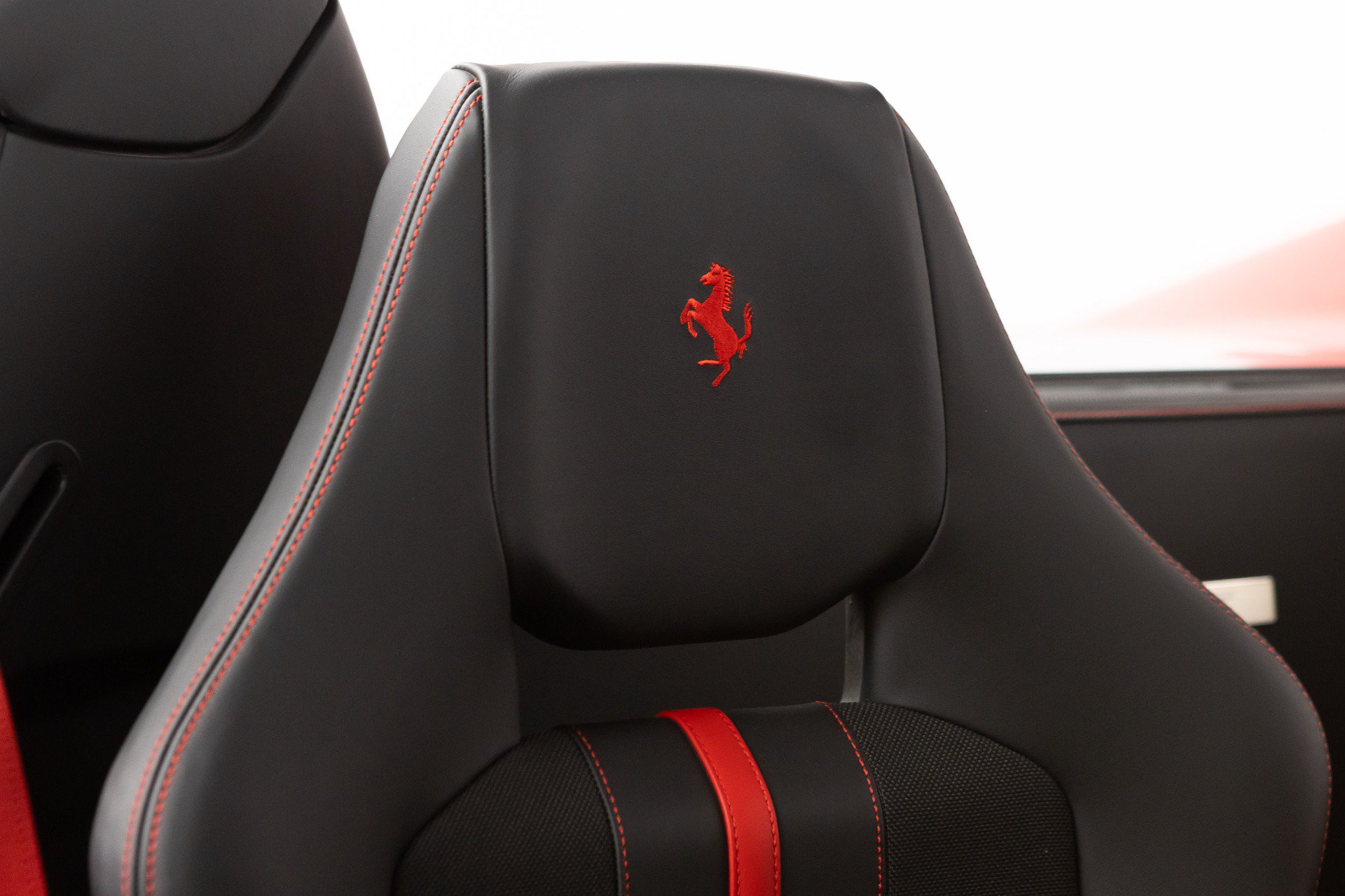 Certified 2020 Ferrari 488 Pista Spider RWD image 87