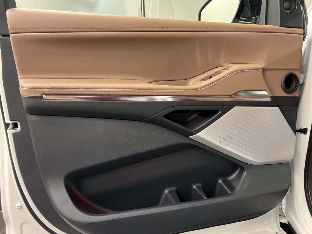New 2026 Lincoln Navigator Black Label AWD/4WD image 33