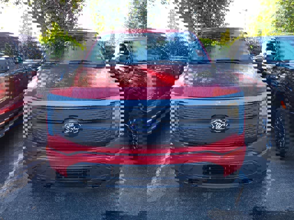 Used 2025 Ford F150 Lightning XLT image 13