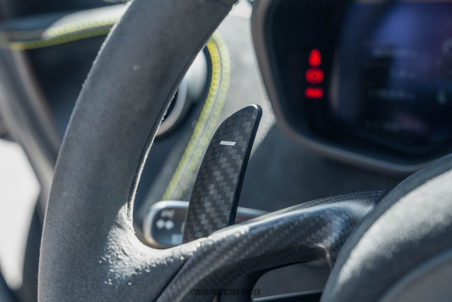 Used 2018 McLaren 570S Spider image 29