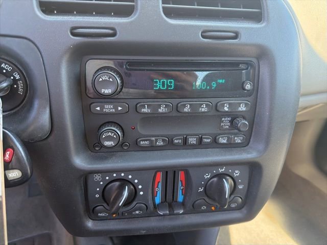 Used 2004 Chevrolet Monte Carlo SS w/ SS Sport Appearance Package FWD image 17