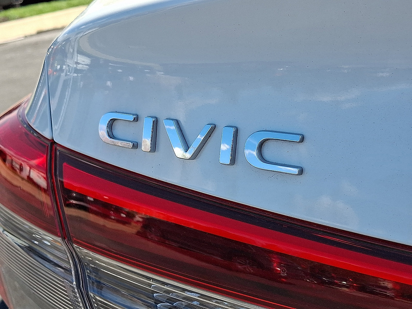 Used 2023 Honda Civic Sport image 32