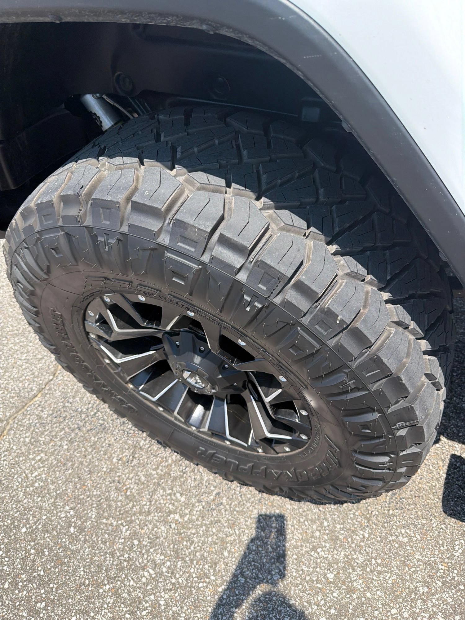 Used 2026 Jeep Wrangler Unlimited Sahara AWD/4WD image 9