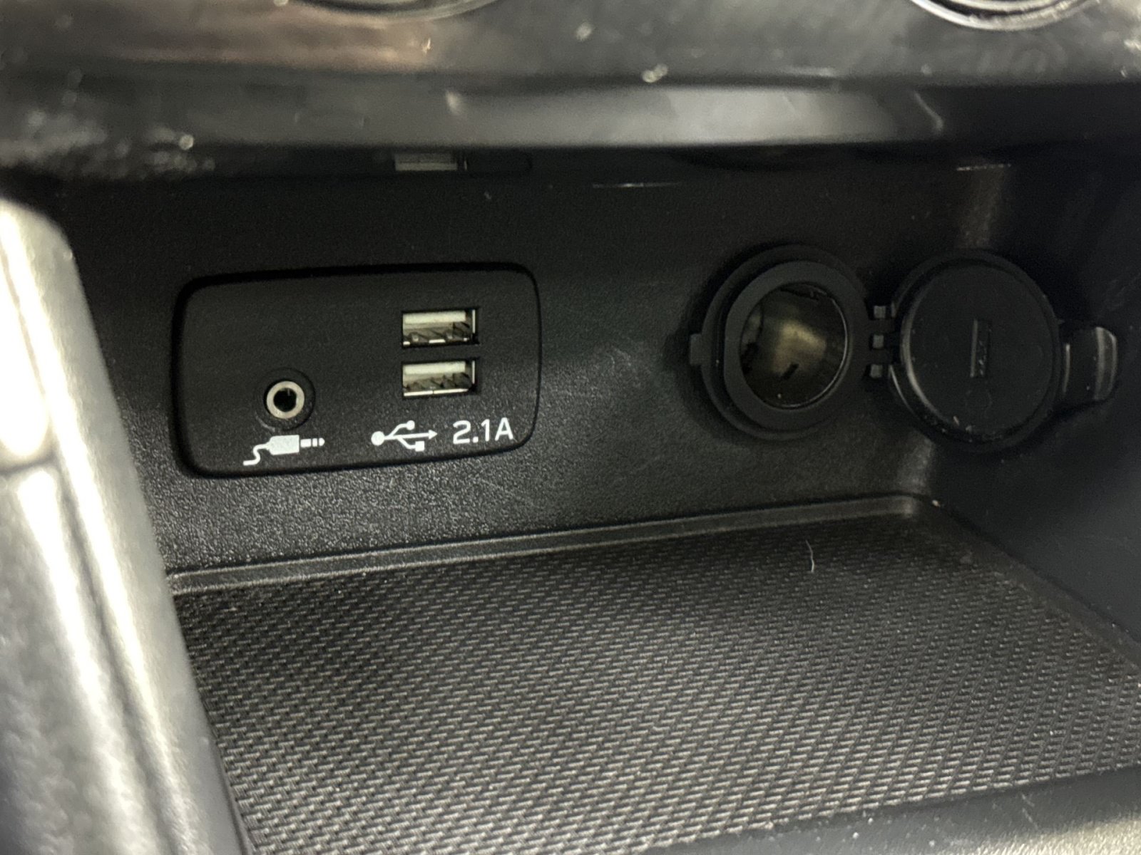 Used 2022 Subaru Forester Premium AWD/4WD image 45