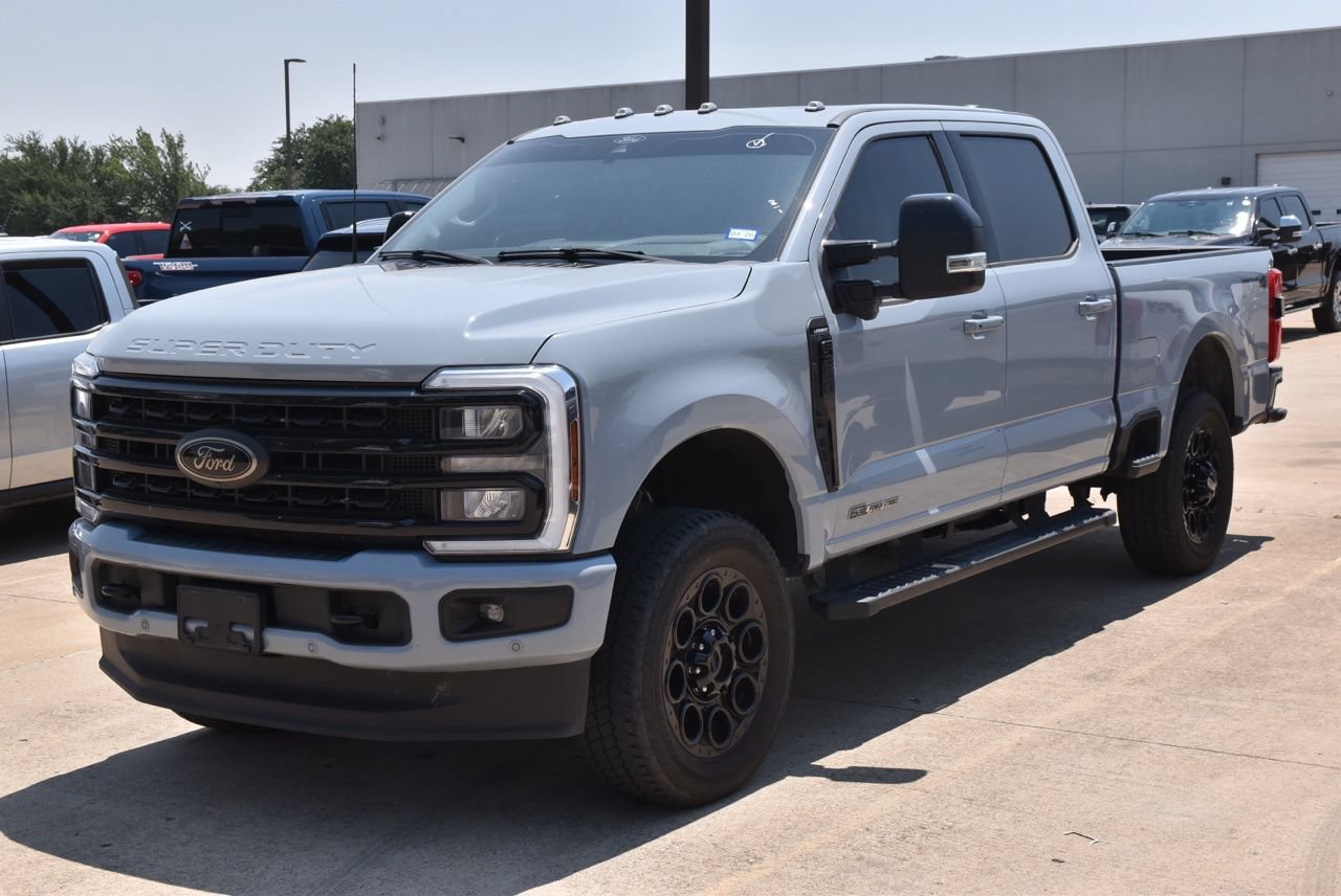 Used 2024 Ford F250 Lariat w/ Lariat Ultimate Package AWD/4WD image 2