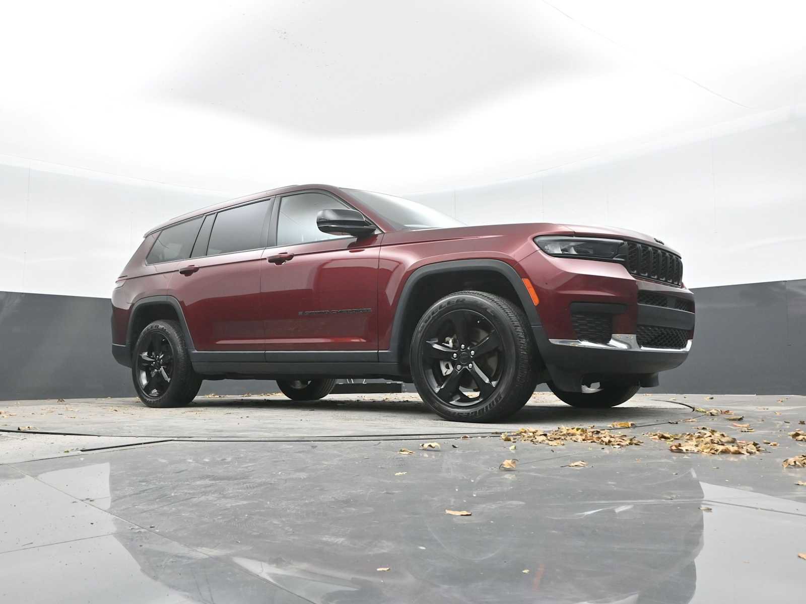 Used 2021 Jeep Grand Cherokee L Laredo image 37