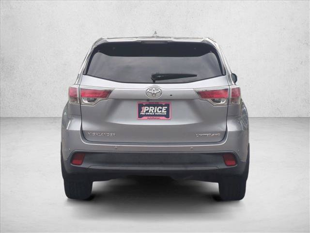 Used 2016 Toyota Highlander Limited AWD/4WD image 7