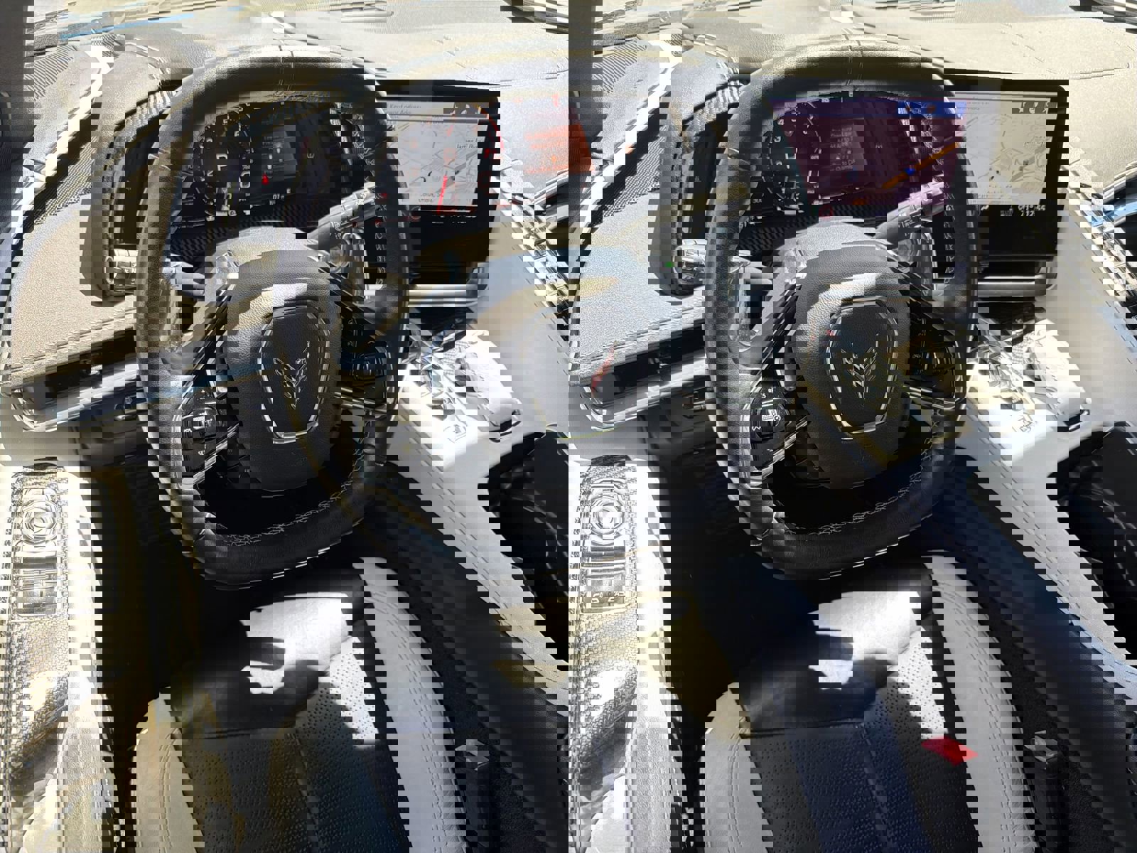 Used 2020 Chevrolet Corvette Stingray Preferred Cpe w/ 2LT Preferred Equipment Group image 28