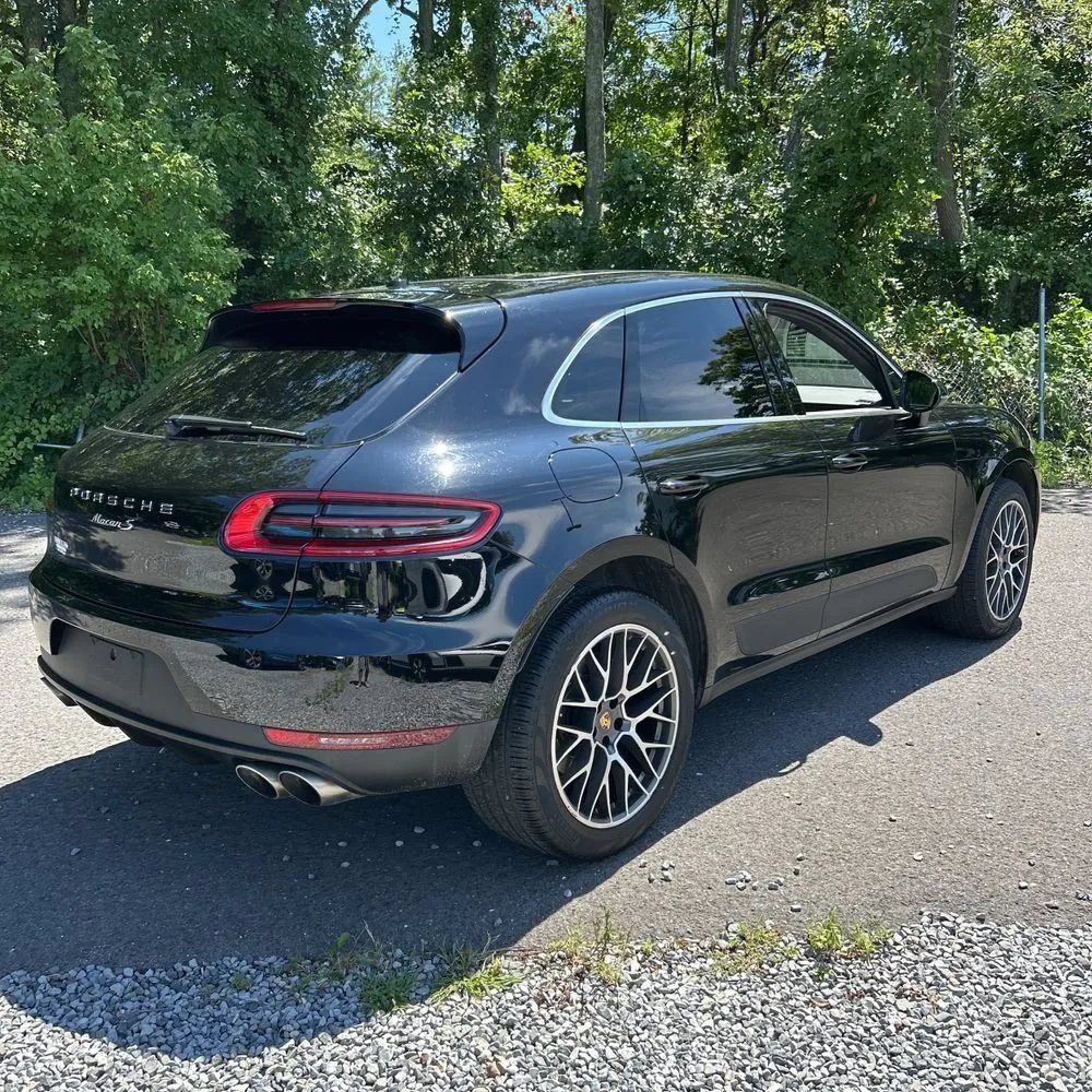 Used 2017 Porsche Macan S AWD/4WD image 8
