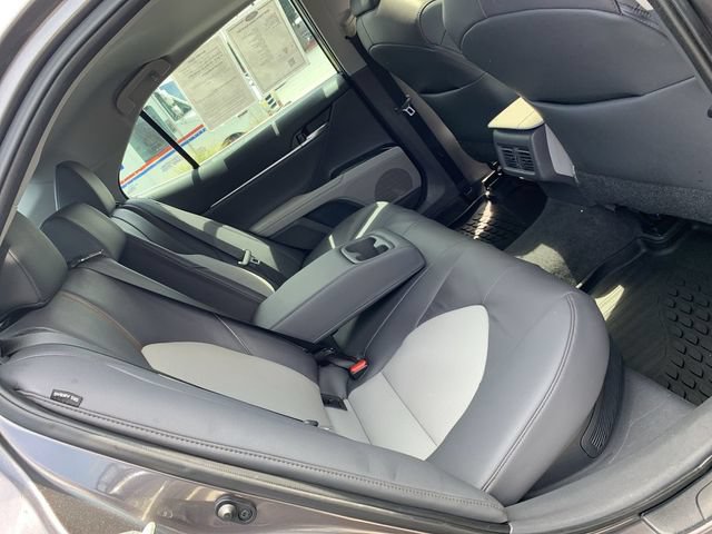 Certified 2020 Toyota Camry XLE w/ Sunroof Package FWD image 12