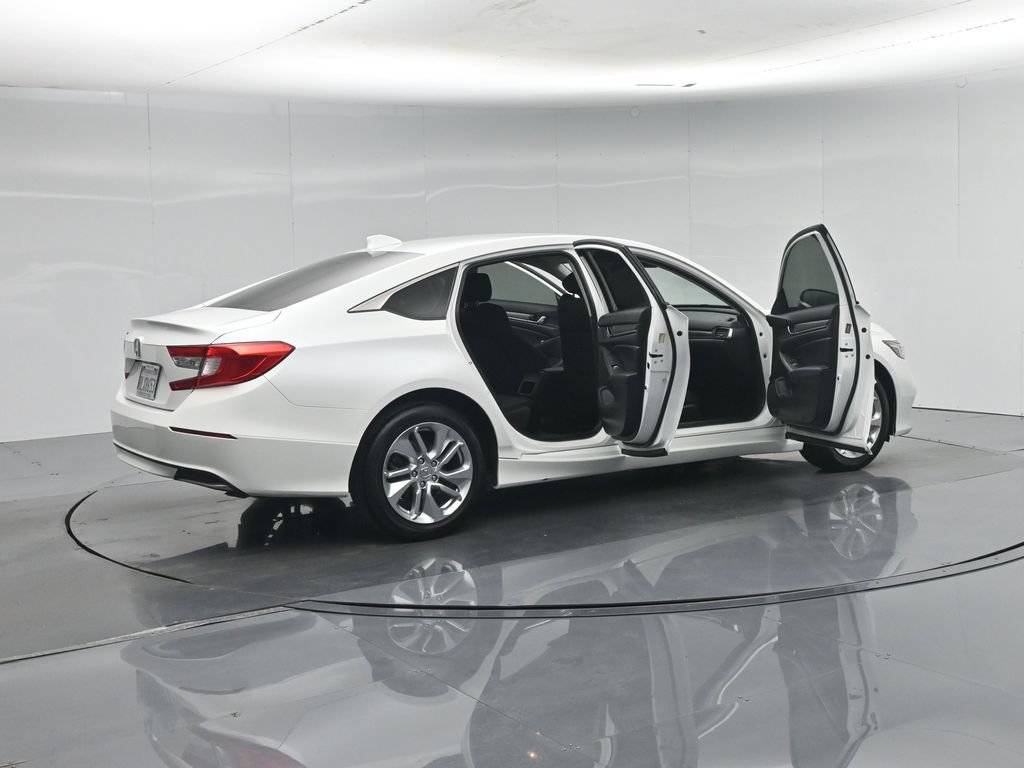 Used 2019 Honda Accord LX image 5