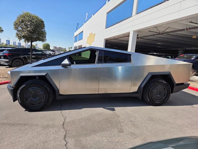 Used 2026 Tesla Cybertruck AWD Crew Cab image 3