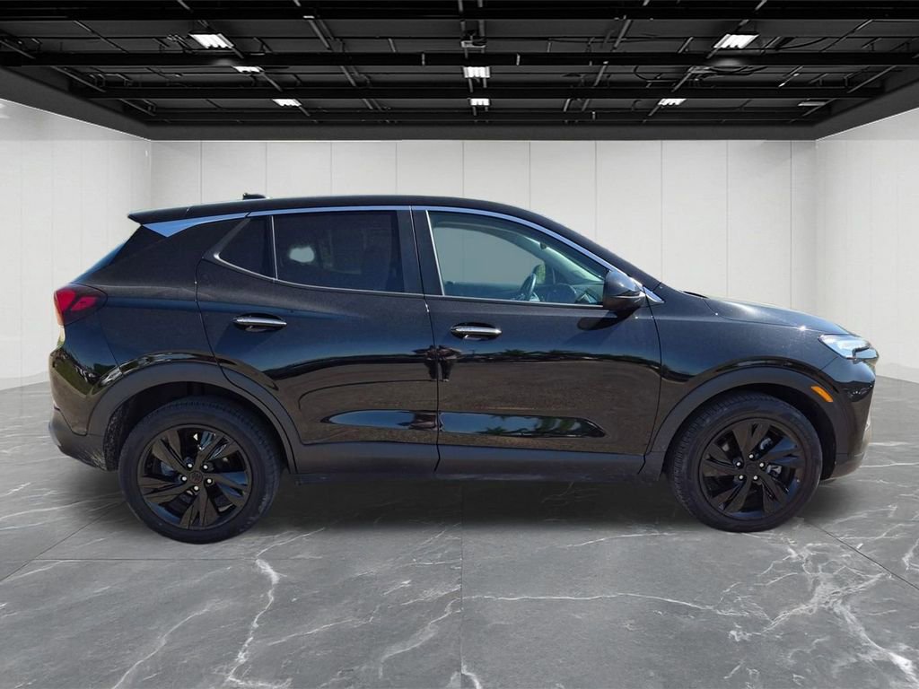 Used 2025 Buick Encore GX Preferred FWD image 11