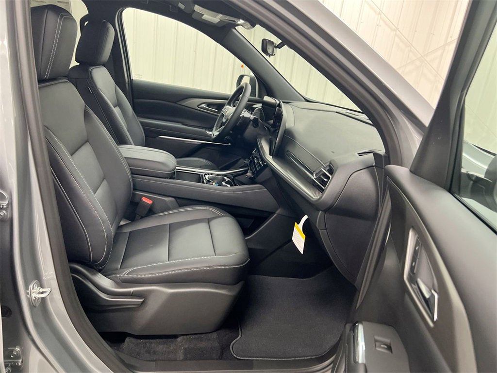 New 2026 Chevrolet Traverse LT image 22