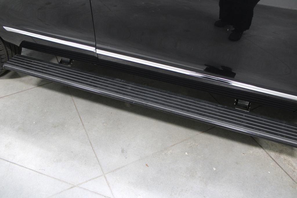 Used 2024 Lincoln Navigator Reserve image 13